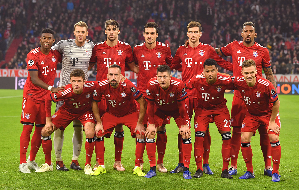 客场作战依然踢得从容（客场征战依旧从容不迫）