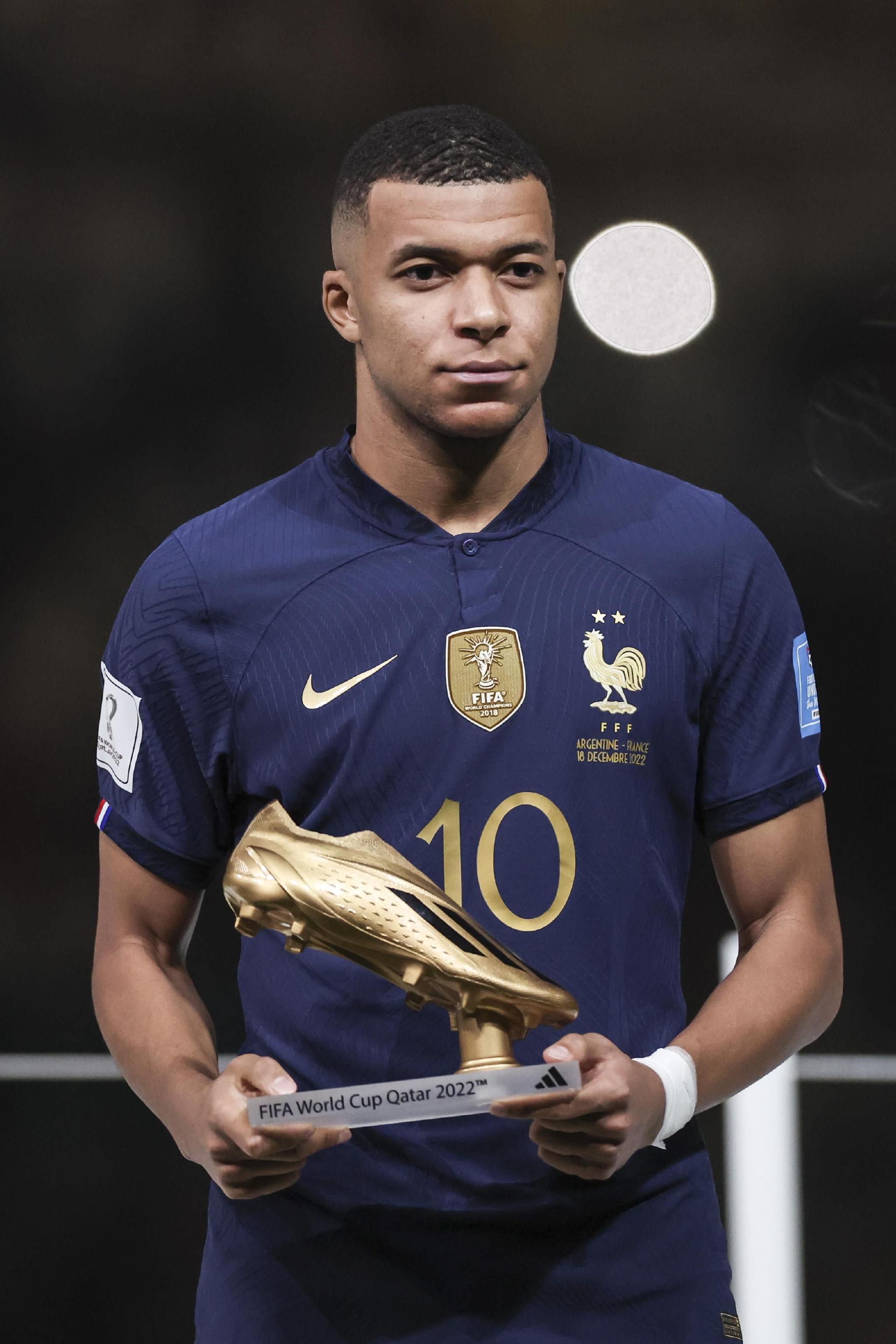 NBA：湖人惨遭大逆转 詹姆斯无力回天（NBA：湖人被逆转，詹姆斯难挽败局）