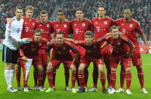 首发出战阿尔巴尼亚，22岁夸安萨英格兰成年队首秀（22岁夸安萨迎英格兰成年队处子秀，首发对阵阿尔巴尼亚）