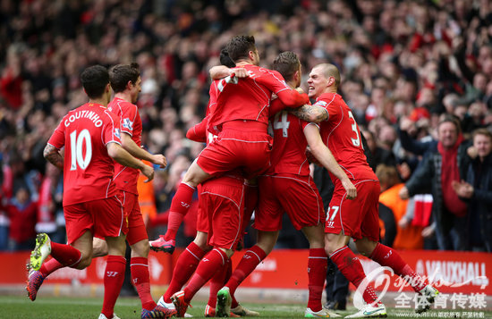 库普：我和球队说过我不是能背身拿球的前锋，踢后卫感觉很好（库普：我并非背身型前锋，踢后卫更适合我）