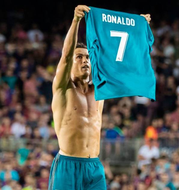 曼市双雄6500万镑争夺战，塞梅尼奥拒绝热刺邀约（曼市双雄掀6500万镑抢人战，塞梅尼奥拒绝热刺报价）